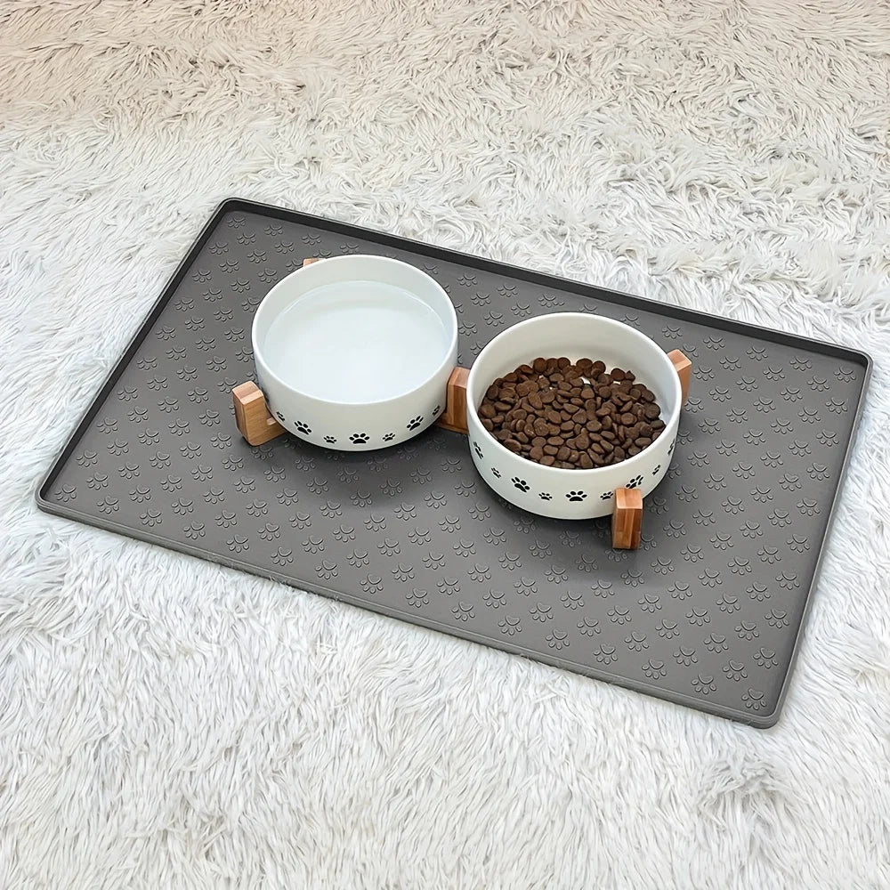 Pet Placemat  Non Slip, Paw Print Design Keeps Floors Spotless  Pets Content, Easy Clean Silicone mat