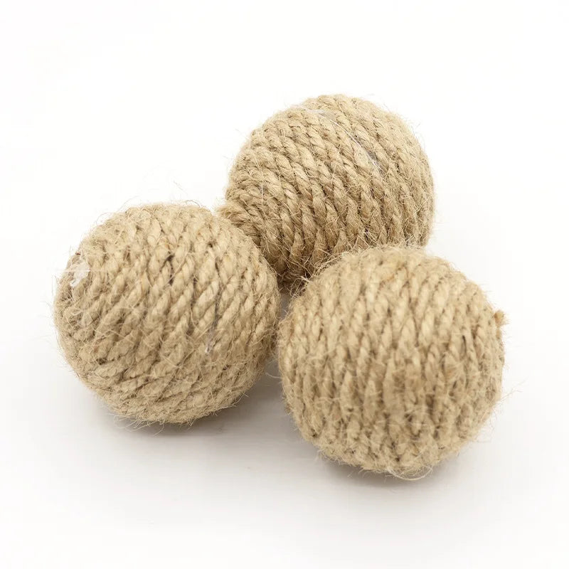Eco-Friendly 4.5CM Sisal Ball Pet Toy with Sand, Natural Chew Toy for Cats, Biodegradable Fetch Ball
