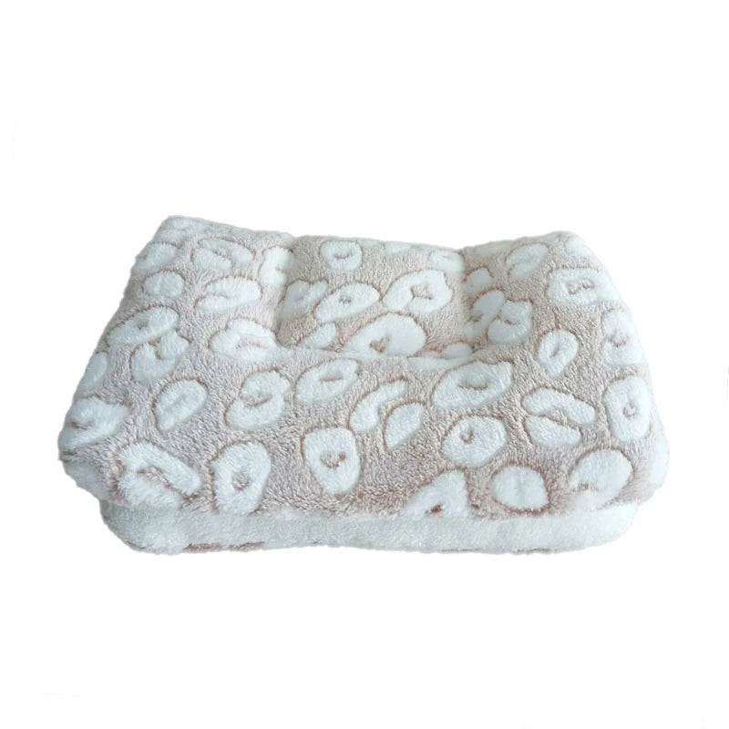 Dog Bed Thickened Dog Mat Pet Cat Soft Fleece Pad Blanket Bed Mat Cushion Home Washable Rug Keep Warm Pet Supplies cama perro
