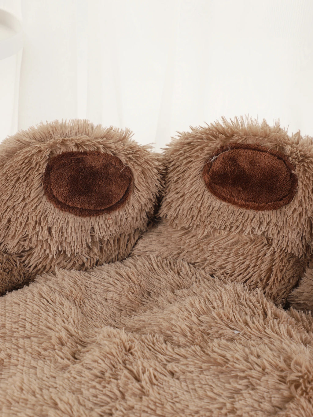 Fluffy Dog Bed Winter Plush Kennel Accessories Pet Products Large Dogs Beds Bedding Sofa Basket Small Mat Cats Big Cushion Puppy