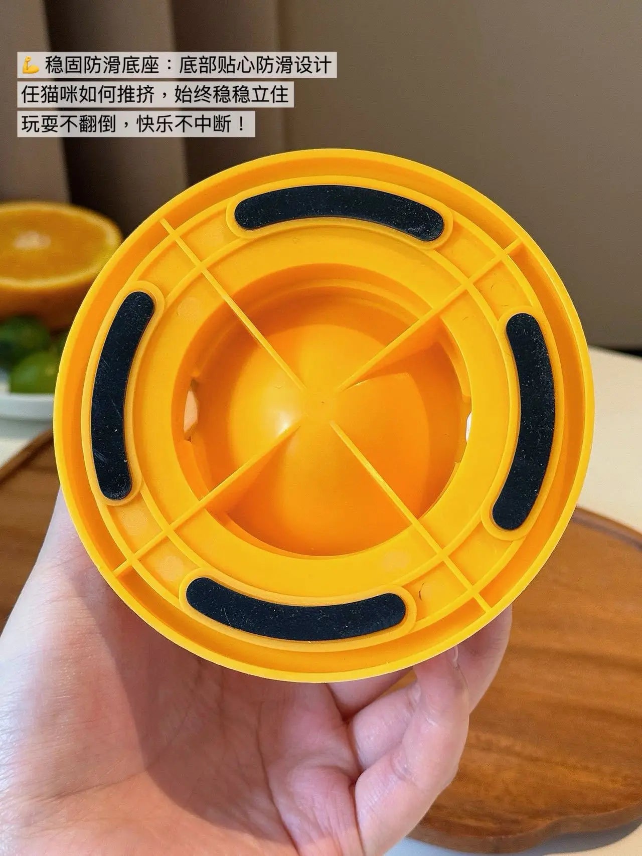 Anti-Spill Slow Food Licking Toy, Interactive Distracting Entertainment Toy, Self-amusing Feeding Tool for Kittens Puppies