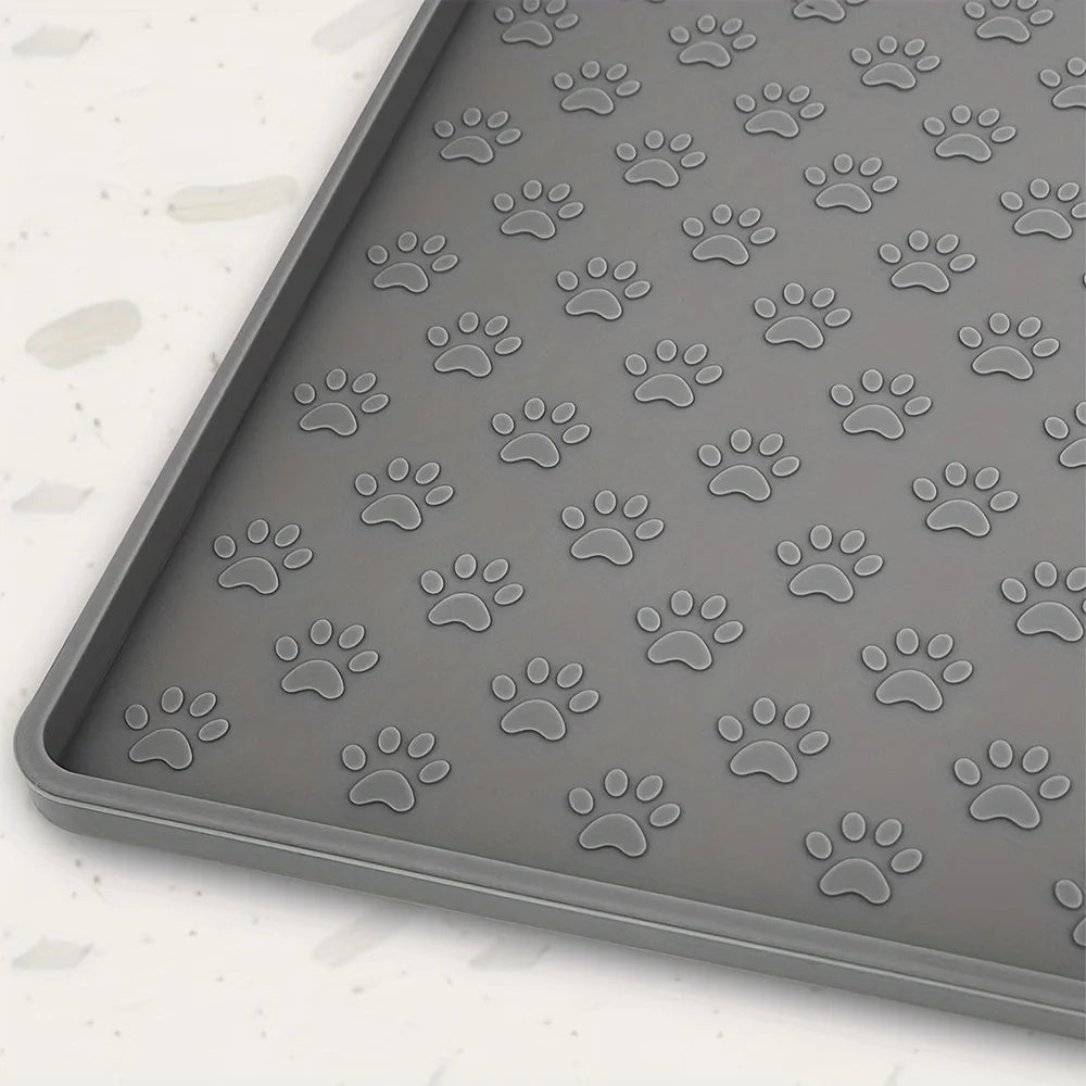 Pet Placemat  Non Slip, Paw Print Design Keeps Floors Spotless  Pets Content, Easy Clean Silicone mat