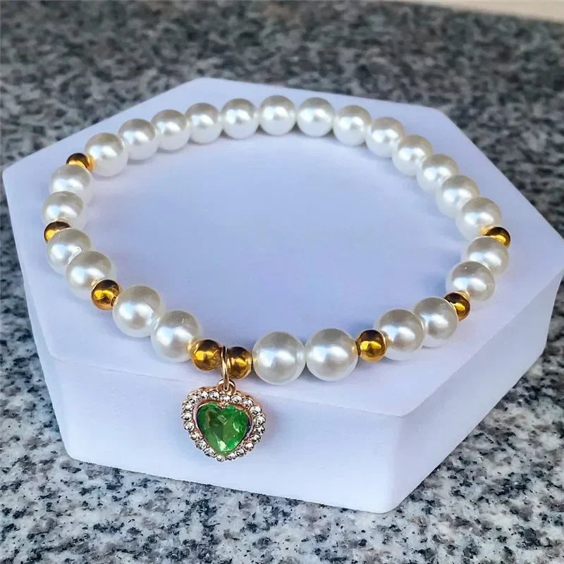 Fashion Pet Heart Pendant Necklace Adjustable Collar Fake Pearls for Dogs Cats Stylish and Comfortable Accessories Pet Supplies